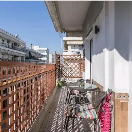 Flat On Walkstreet Freeparking Apartman